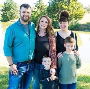 Meet your Posher, Kimberly